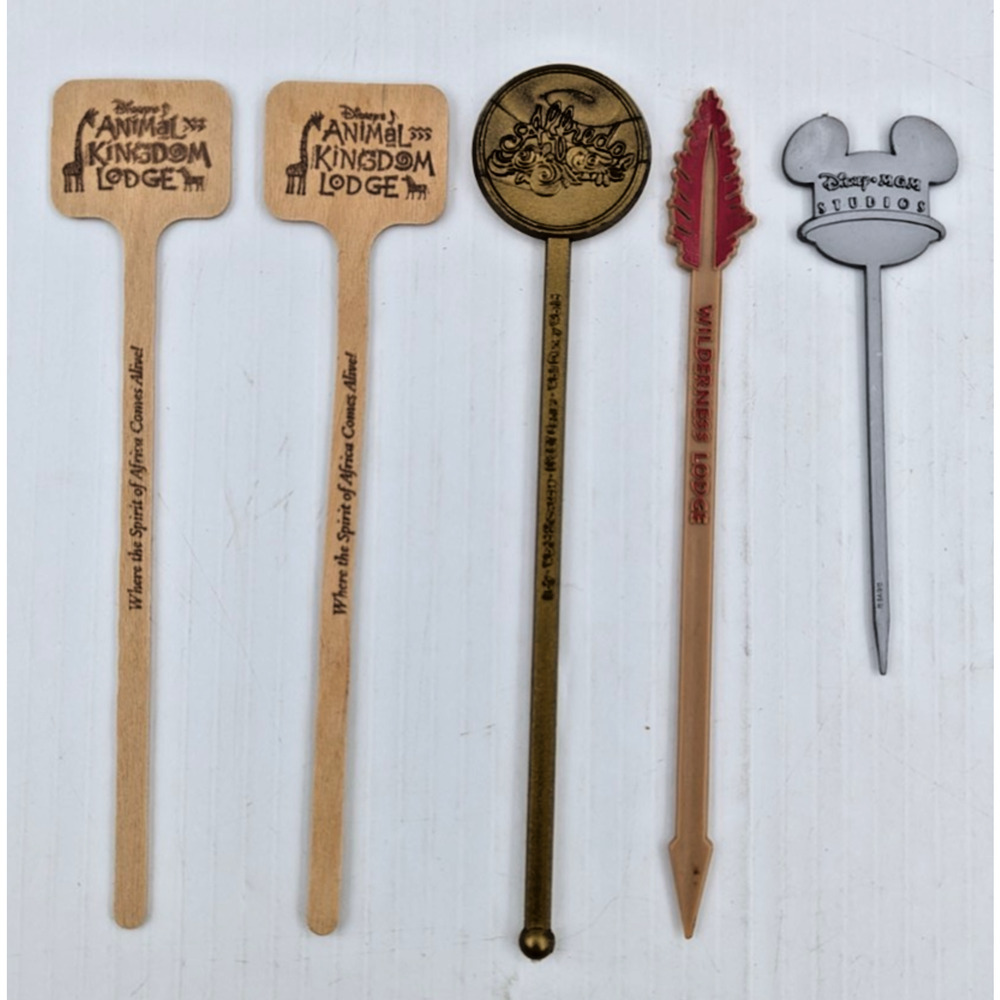 Disney Animal Kingdom Wilderness MGM Alfredo EPCOT Swizzle Stir Sticks Lot of 5